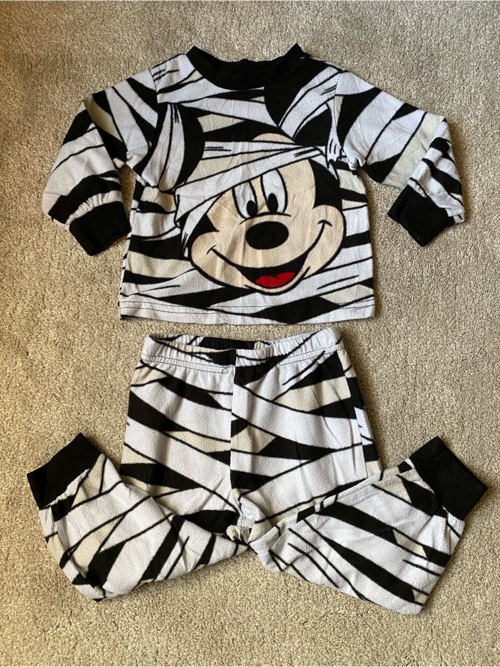 Disney 2T Black & White Mickey Mouse Halloween Mummy Pajama Set
